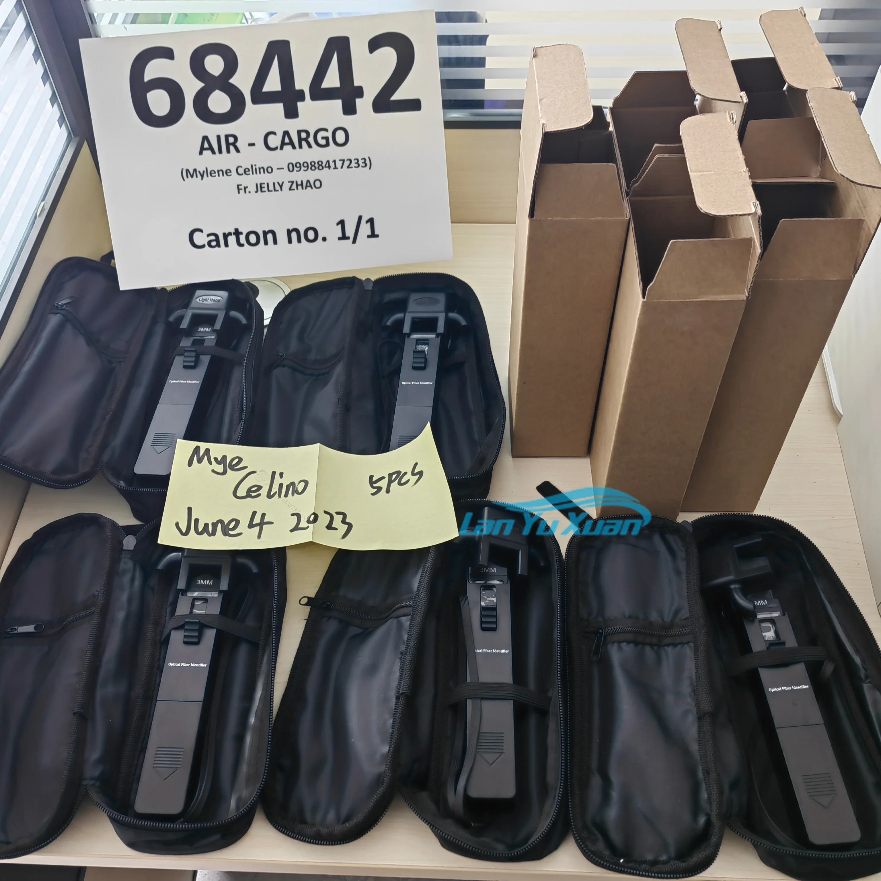 Brand New FTTH Optic Fiber Identifier Including VFL Red Light Handheld  Cable Tester