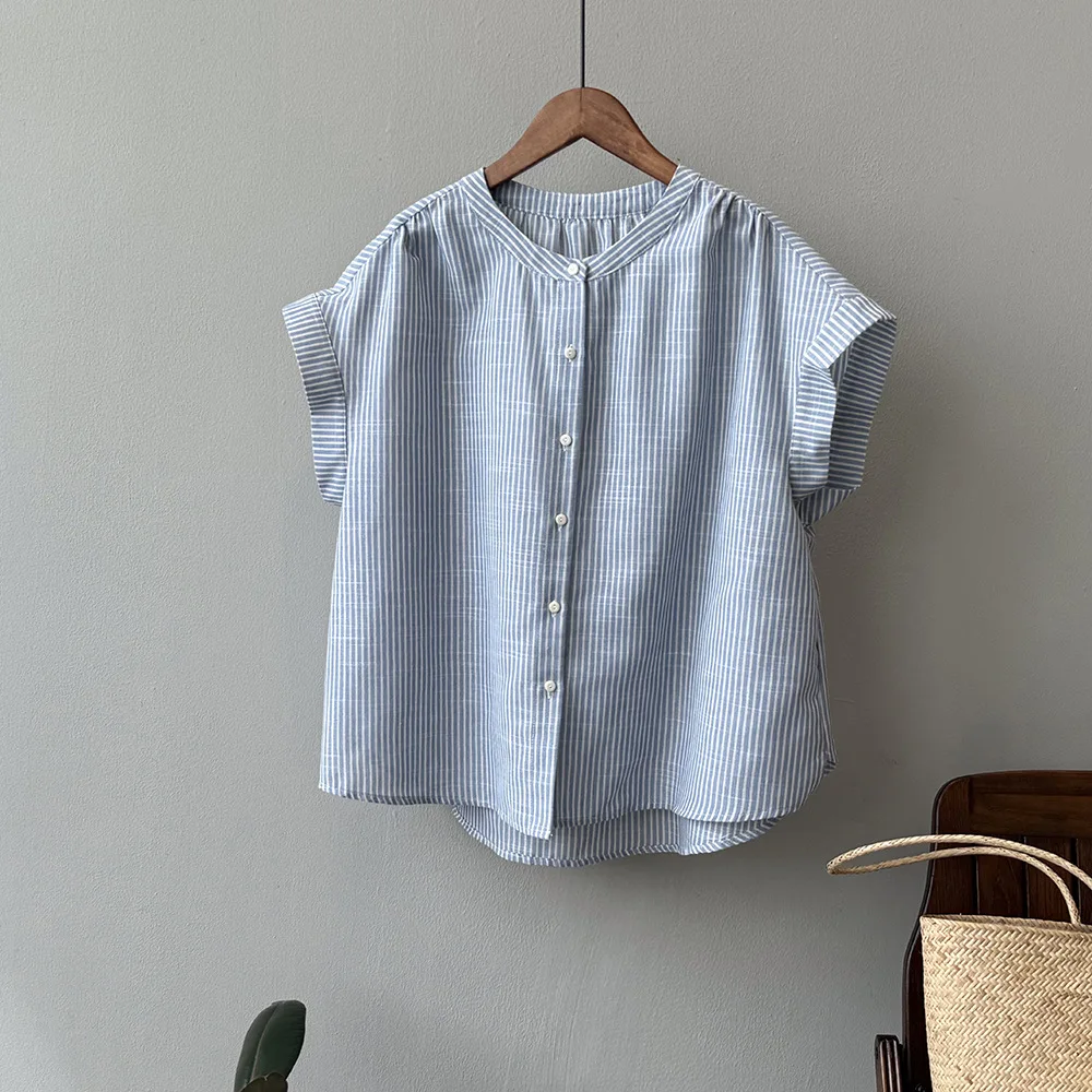 

Women's short sleeved striped round neck short sleeved shirt for women in summer 2025 simple and niche loose fitting small shirt