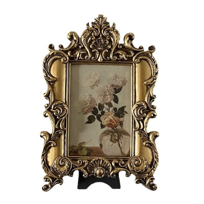 Vintage European resin photo frame Wall frame decoration Can be hung wall living room soft decoration pieces Tabletop decoration