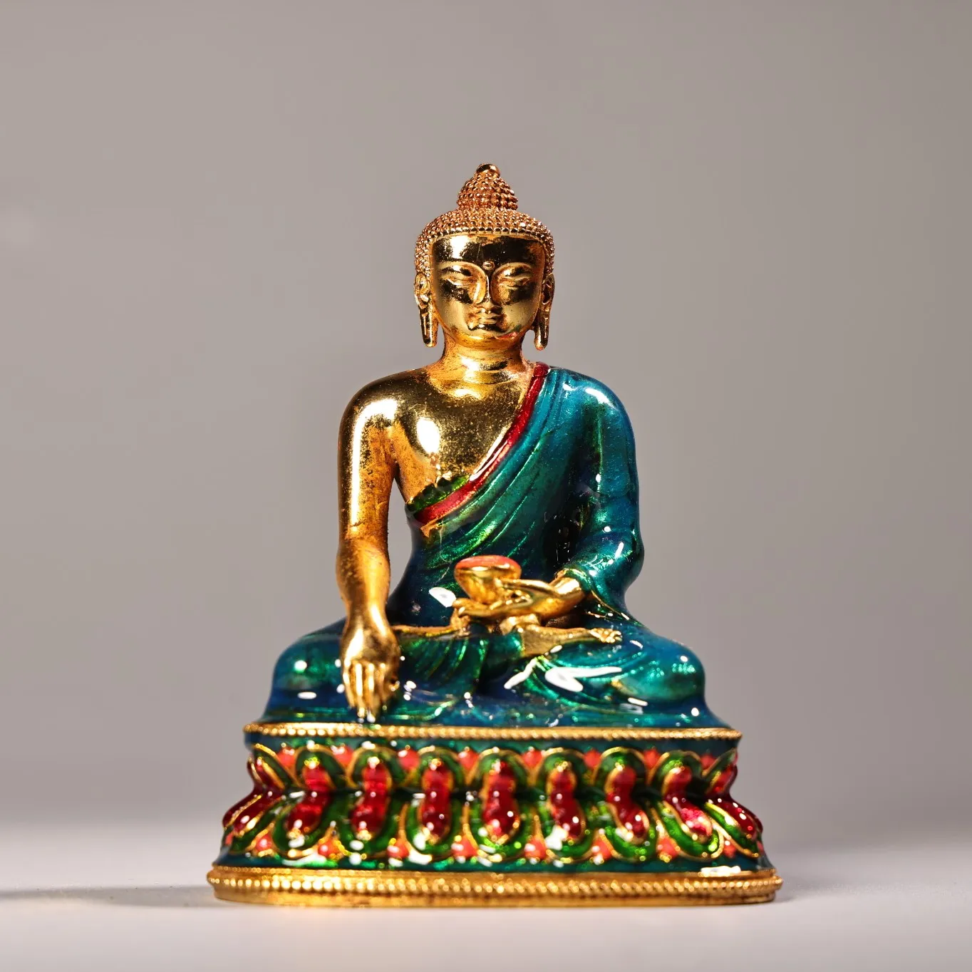 

4"Tibetan Temple Collection Old Bronze Cloisonn Enamel Gilded Shakyamuni Buddha Lotus Terrace Worship Hall Town house