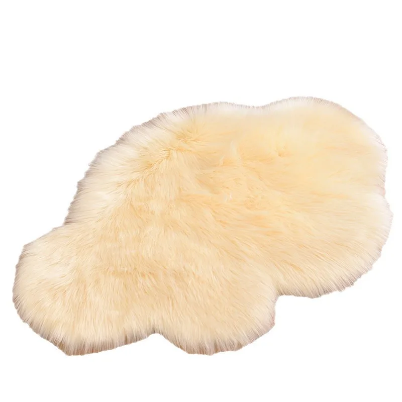 Imitation wool carpet irregular clouds living room sofa floor mat bedroom plush bay window mat bedside blanket manufacturer