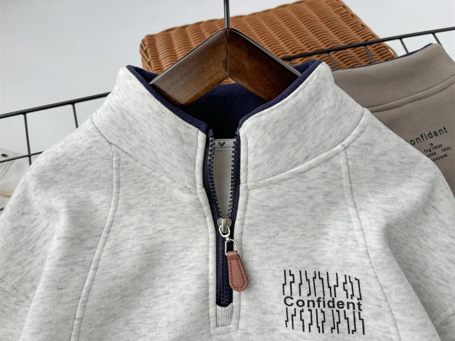 Neue warme Plüsch-Sweatshirts für Jungen, Herbst-Winter-Mode, Stehkragen, dicker Pullover, lässiges Oberteil für Kinderkleidung 3-14 Jahre – Detail 7