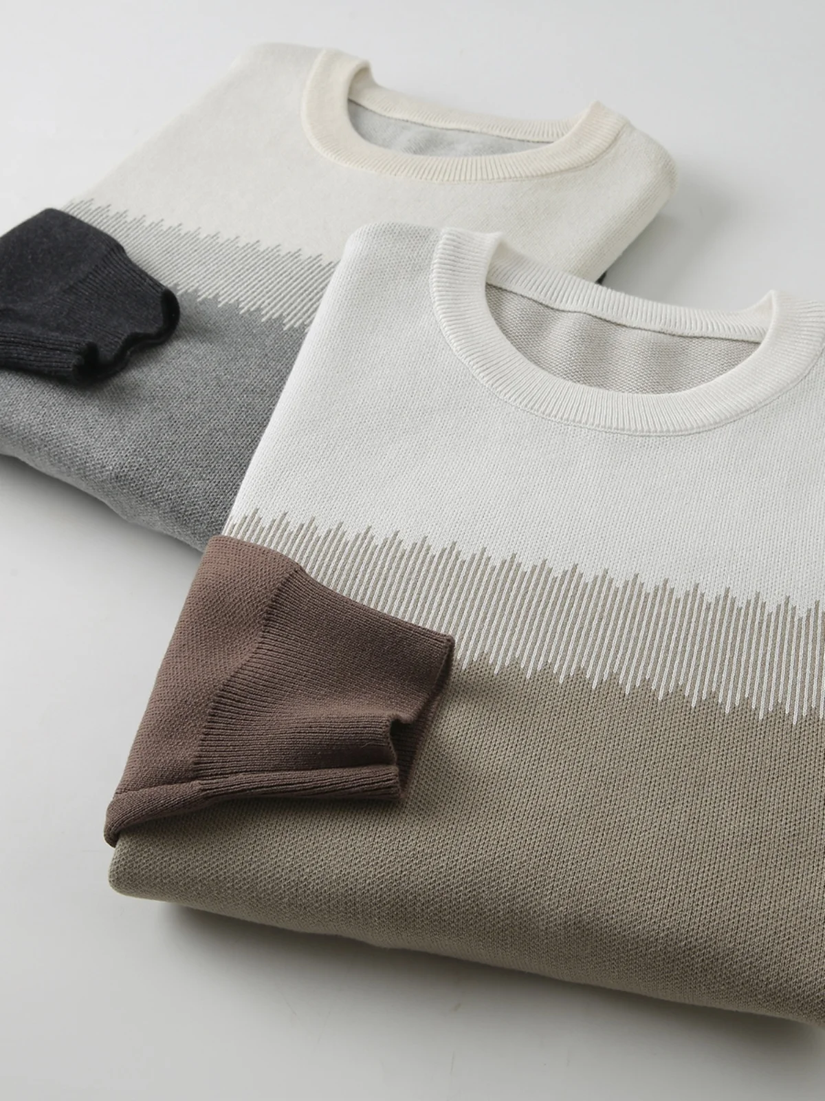 

Retro adient Color Knitwear round Ne Sweater Men's Autumn Winter Thi Long Sve Casual Faion Ci Sle Youth Winter...