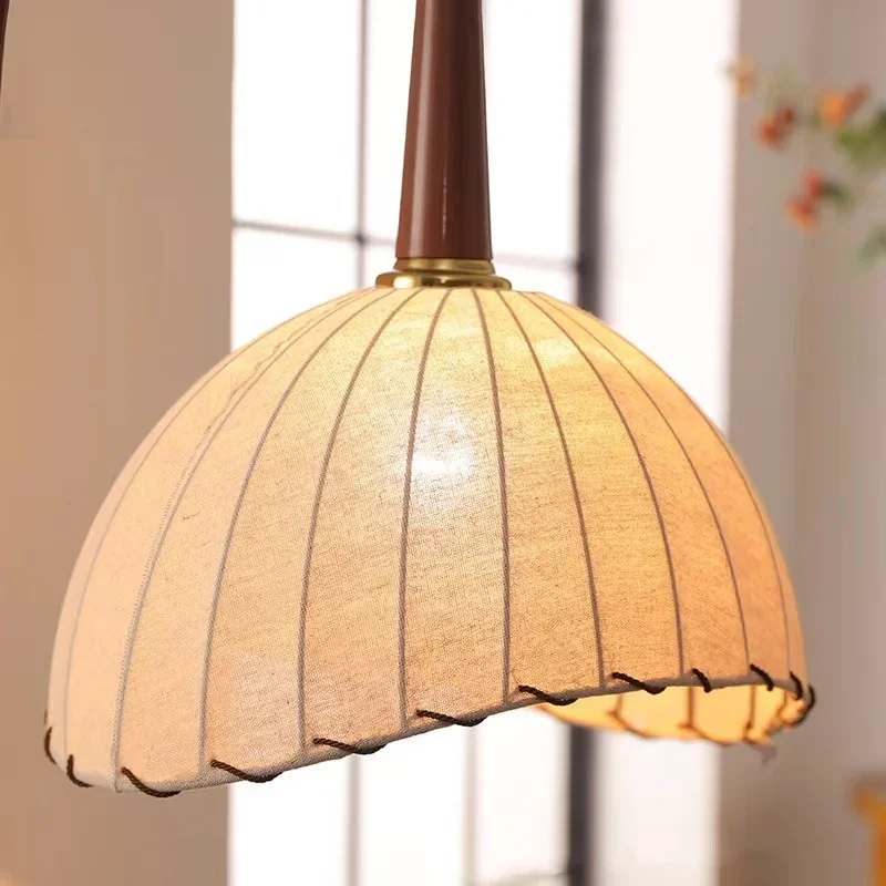 Living Room Floor Lamp French Antique Style Wabi Sabi Style Fire New Chinese Retro Bedside Lamp Shelf Light 2024 New
