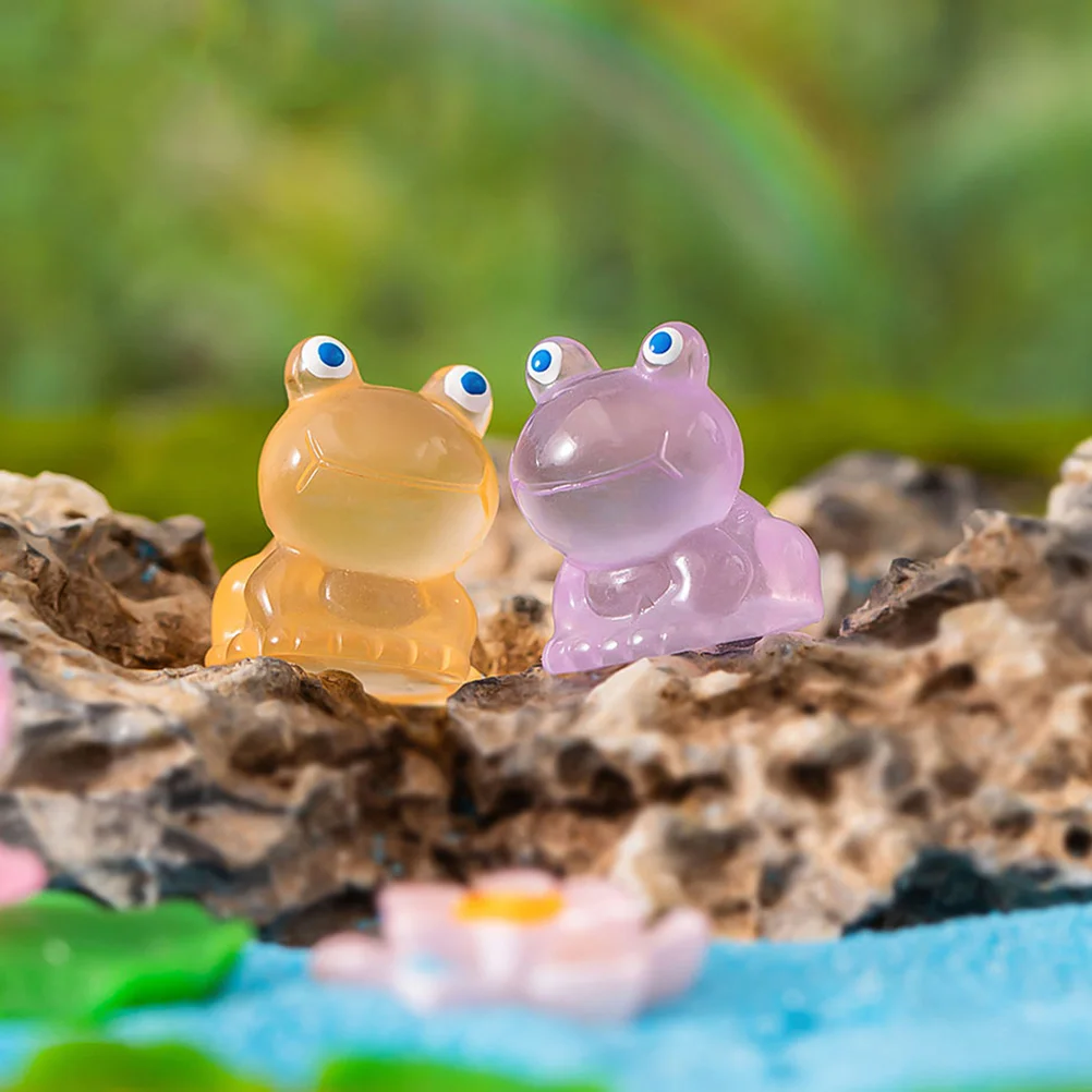 80pcs Miniature Resin Frog Prop Fake Frog Props Glow in the Dark Frog Statue Glow In The Dark Mini Frog