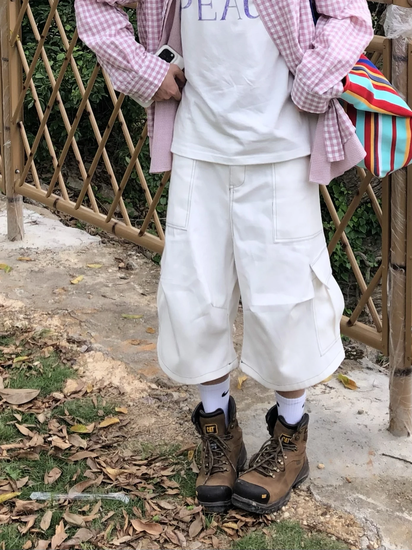 

Белые мужские джинсы в стиле ретро с большой резинкой на талии, свободные мужские джинсы на семь футов, повседневная рабочая одежда, брюки для молодежи