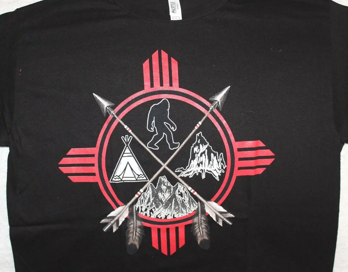 BIGFOOT INDIAN TEEPEE ARROW FEATHER MOUNTAIN T-SHIRT