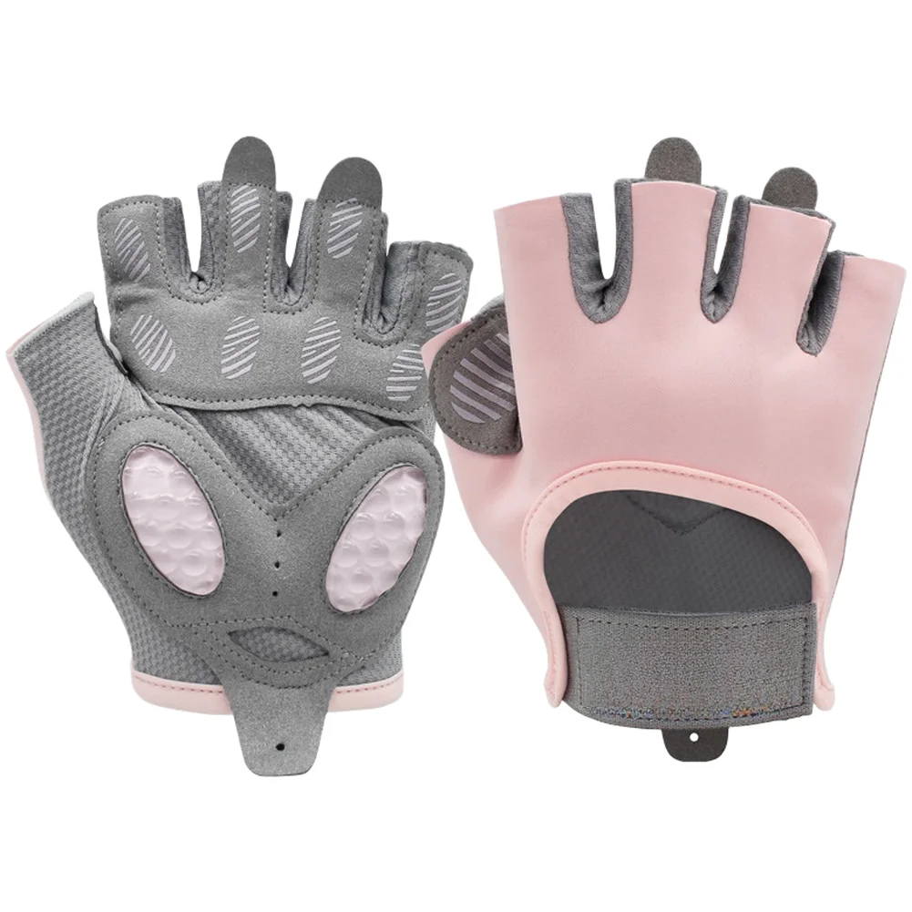 Half-Finger Gloves Designed for For sports Training with Ventilated Fabric and Targeted Silicone Grip Surfaces