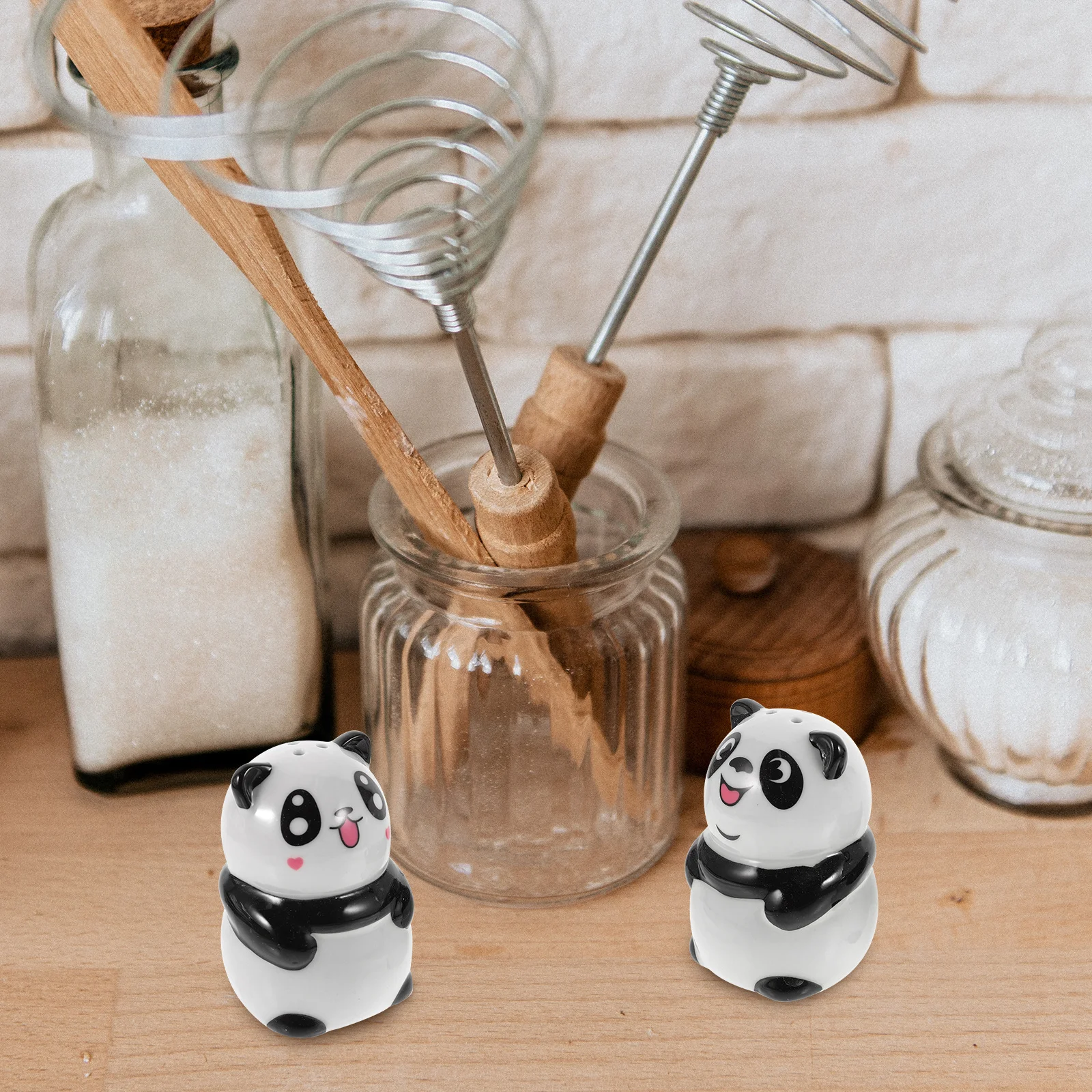 

2Pcs Cartoon Panda Ceramic Salt Pepper Shaker Household Spice Jar Seasoning Container Kitchen Condiment Storage