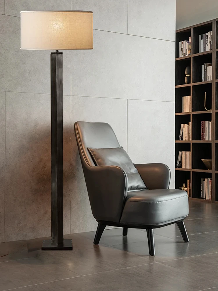 

Nordic Luxury Straight Brass Fabric Floor Lamp 3000K Home Deco 67" Standing Lamp Easy Installation Vintage Standard Light
