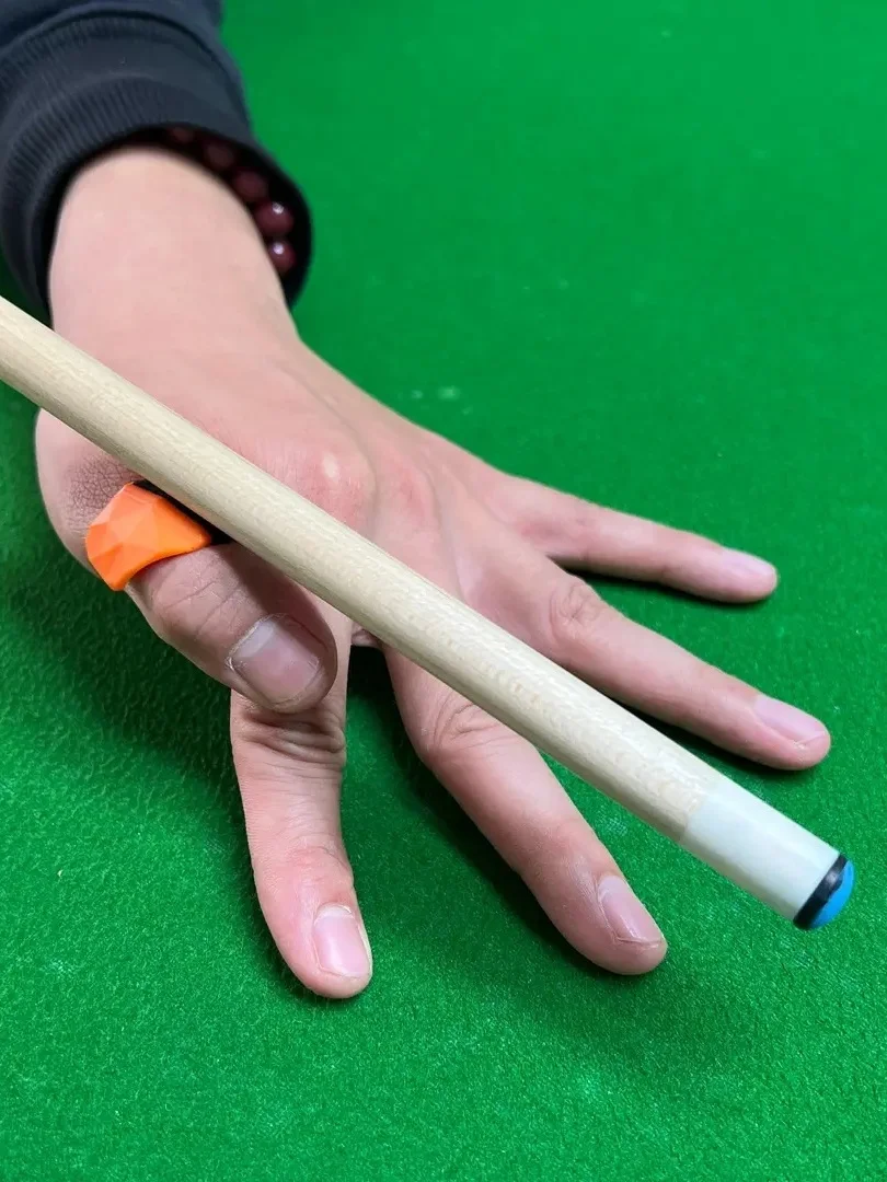 Ergonomic Chinese Style Billiard Rack Human Body Engineering Training Pool Table Snooker Universal Billiard Stick Holder for ...