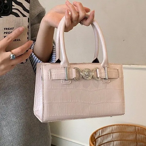 

2026 New Fashionable Simple and Exquisite Portable Women's Bag Light Luxury High Texture Foreign Style Shoulder Bag