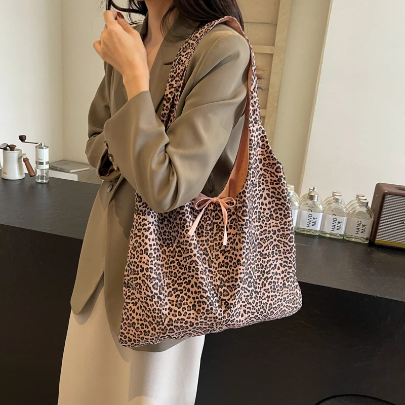 

Tote Bag for Women Leopard Print Purse and Handbag Nylon with Interior Pocket Large Slouchy Hobo Bag Work Travel Bag