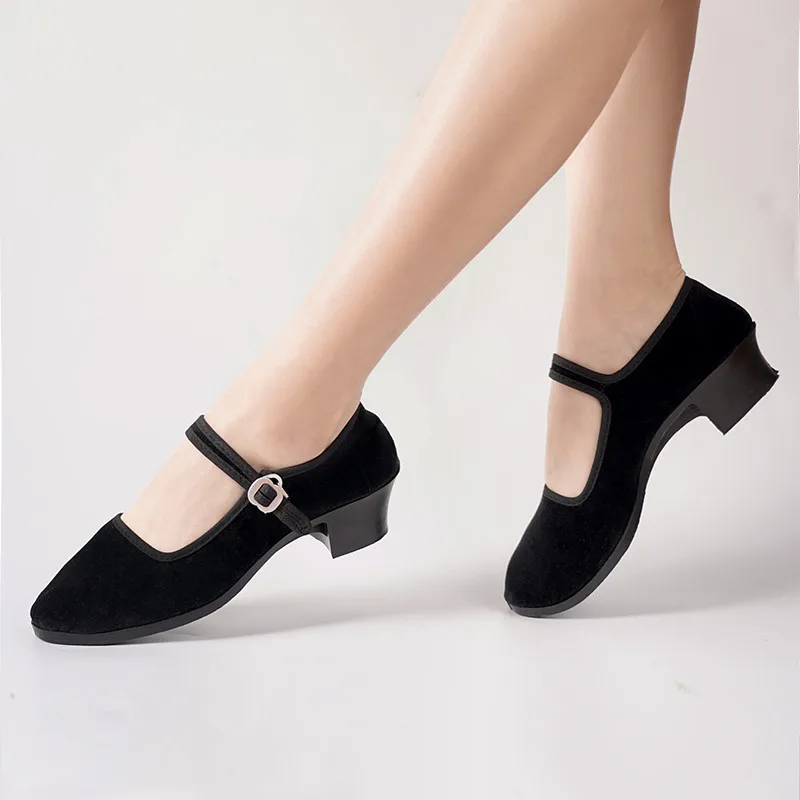 Women Dance Shoes Black Casual Dance Shoe Female Ethnic Dance Training Shoes Yangko Flat Shoes High Heel Slipper With 3.5cm Heel