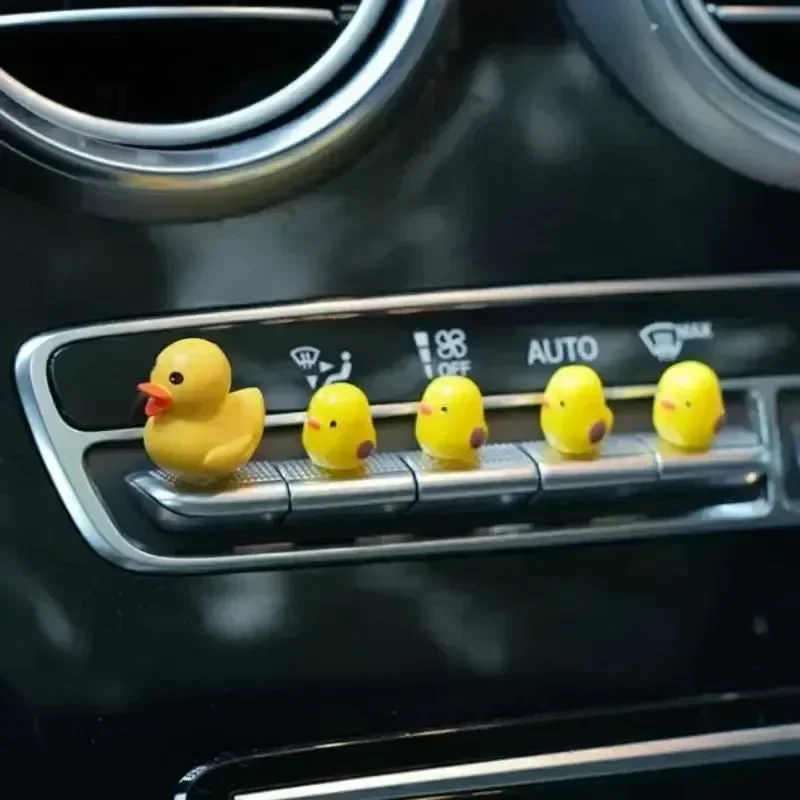 5Pcs Cute Mini Chicken Car Interior Decoration Auto Rearview Mirror Dashboard Ornaments Gift Car Accessories