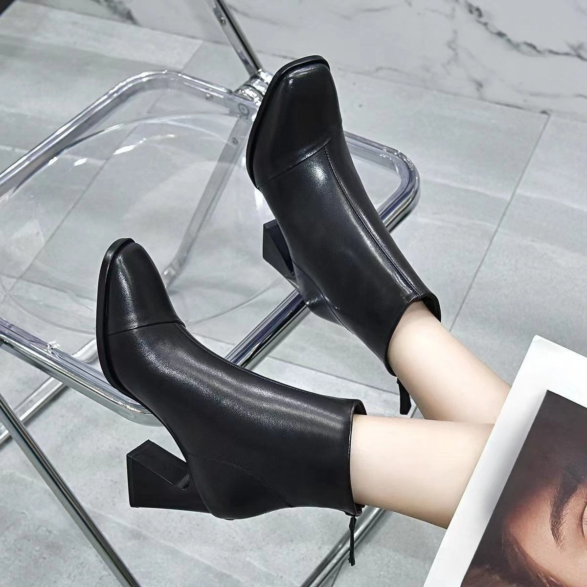 

Женские короткие туфли на меху, черные по акции, женские ботильоны, шикарные и элегантные новые осенние ботинки в готическом стиле, распродажа, ботильоны