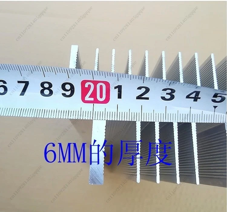 305-mm-Leistungsverstärker 2U Aluminiumlegierungsplatte Aluminiumprofil Hochleistungs-Kühlkörper Elektronische Komponenten Wärmeabzugsradiator – Detail 6