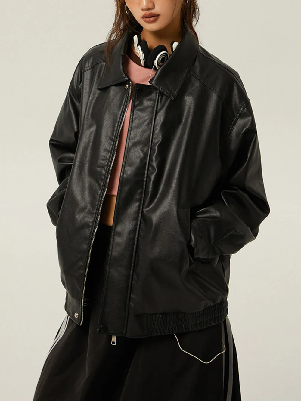 2026 Women PU Leather Jacket Short Classic Design Stand Collar Top Windproof Warm Coat Daily Commute Casual Style Outerwear