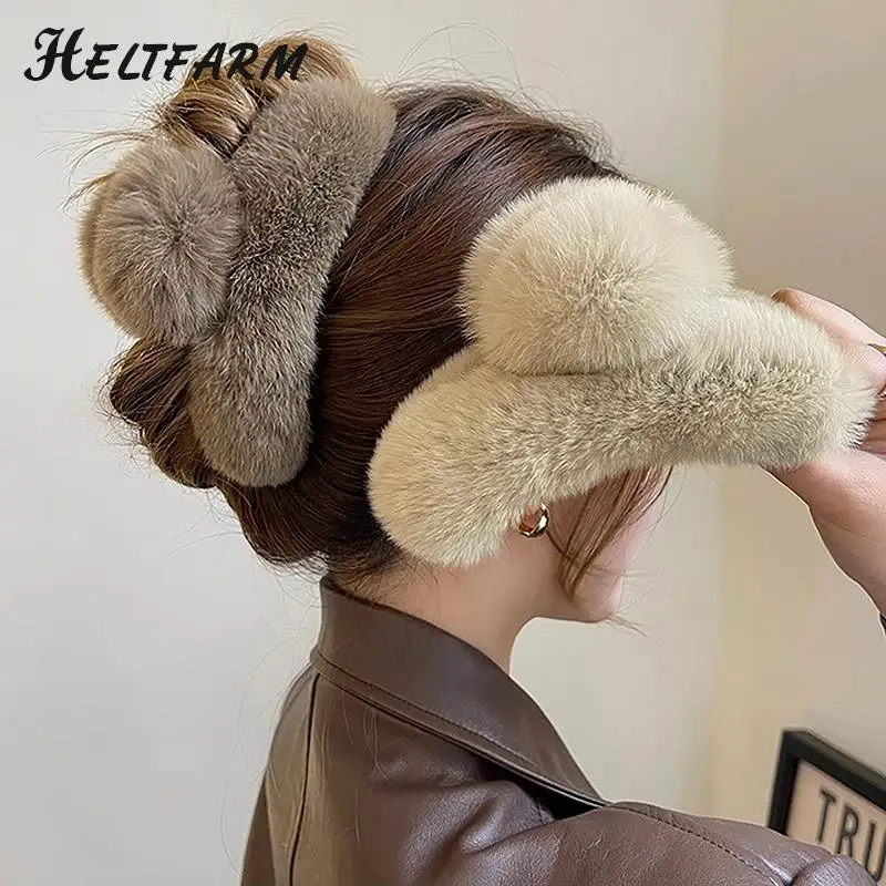 

Elegant Acrylic Hairpins Plush Hair Clip Barrette Crab Headwear Women Girls Hair Accessories New Winter Faux Fur Hair Claw