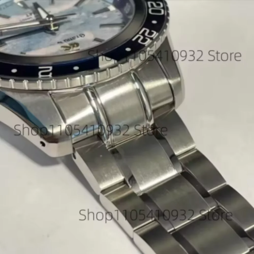 

Suitable for the same G S Tai Chi ring stainless steel case, suitable for NH34 NH35 movement 20mm lugs