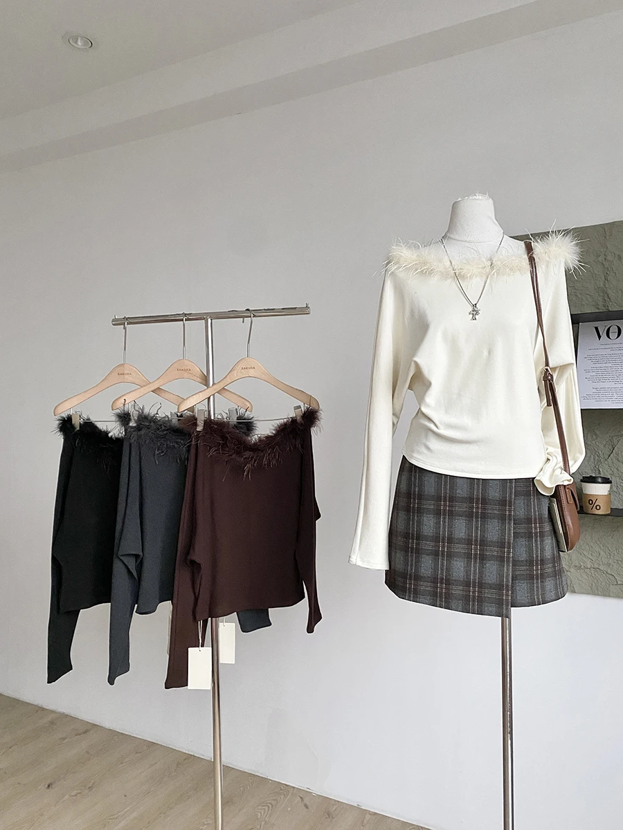 

Модная женская футболка с открытыми плечами, пэчворк, с рваными элементами, повседневная, с длинным рукавом, из полиэфирного волокна, для города, зимняя новинка