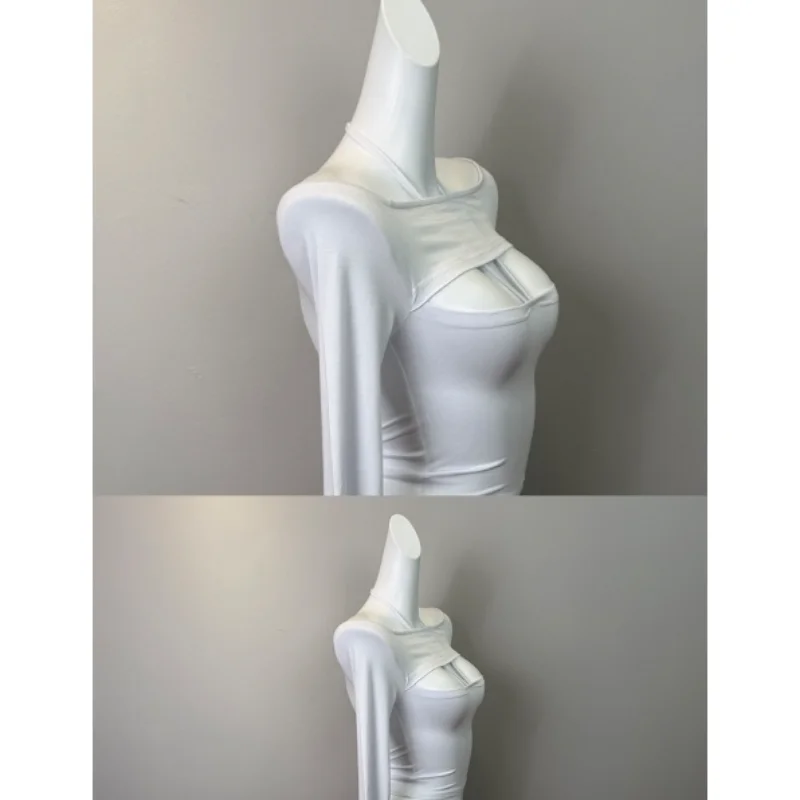 Korean Style Long Sleeve Shoulder Bared Slim Fit T-Shirt Exposing Chest for Autumn Winter Fashion Women's Daily Wear Polyeste...