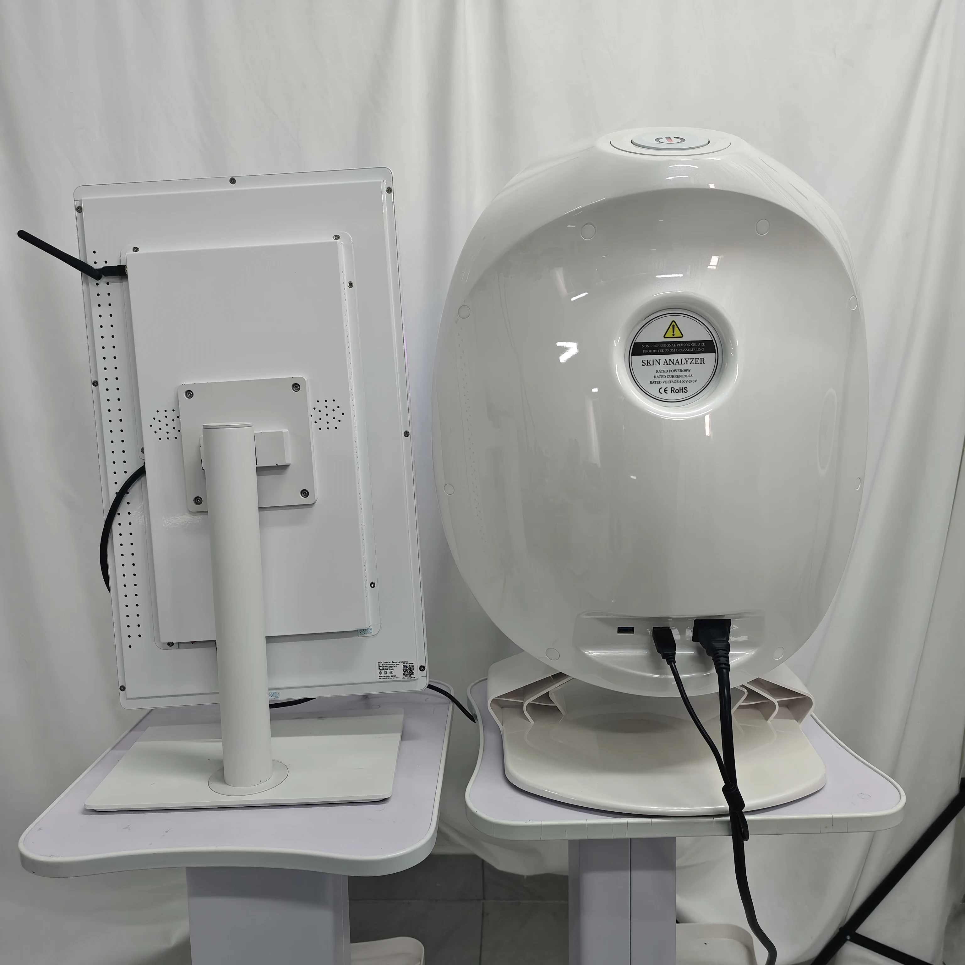 9-Spectral Imaging Technology 3D Facial Skin Analysis Detector 48 Million Pixel Camera 180 ° Fully Automatic Full Face Capture