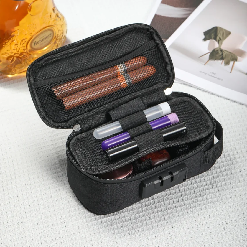 Smell Proof Bag Large-capacity With Lock Activated Carbon Deodorant Bag Portable Pipe Bag Convenient