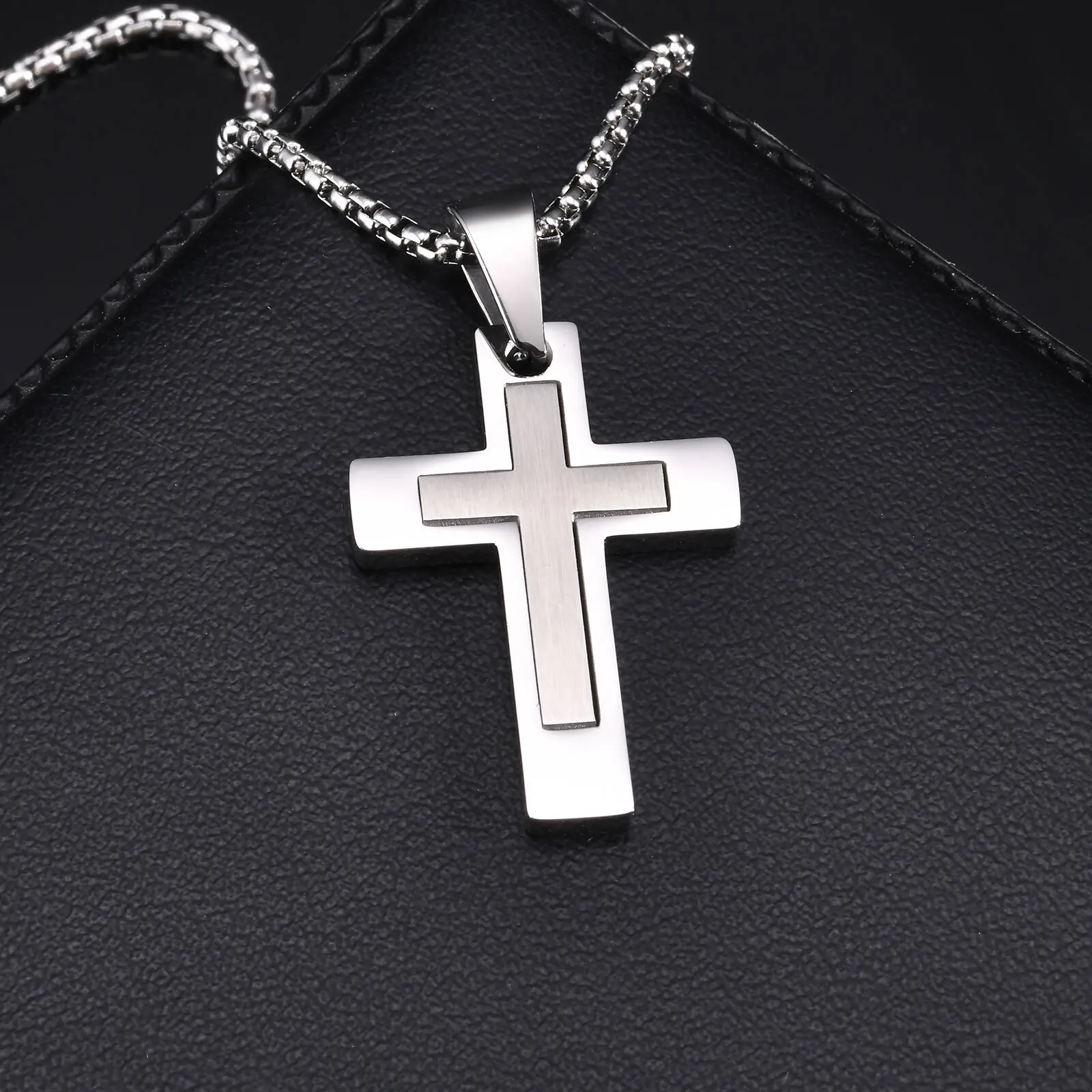 Halsketten mit Kreuz-Anhänger für Männer und Jungen, wasserdichte Halskette aus Edelstahl, christlicher religiöser Glaube, Gebetsschmuck, Geschenk – Detail 7