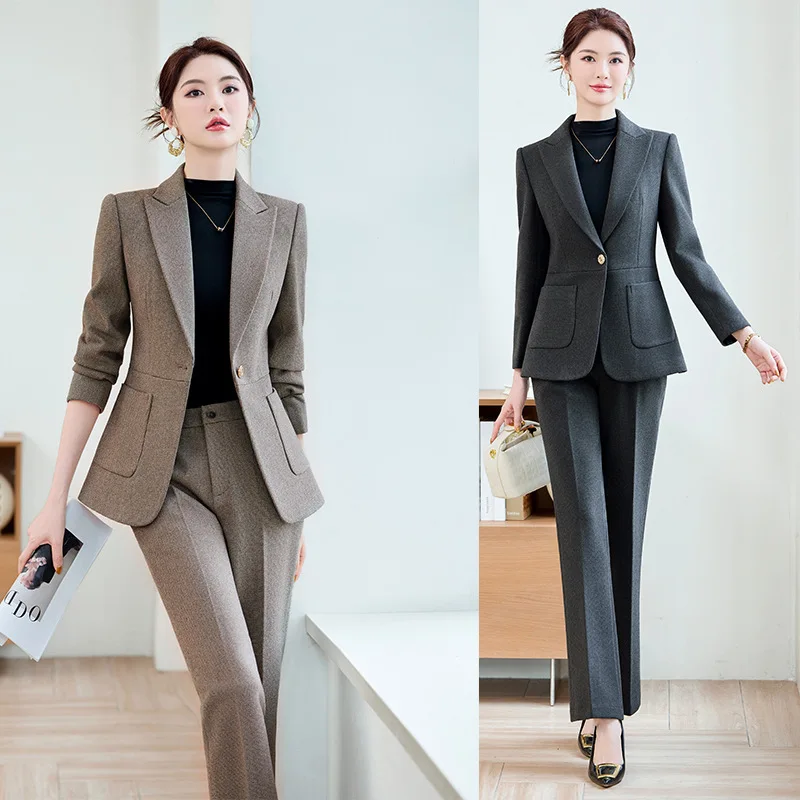 

Khaki Thickened Warm Women's Blazer Two-Piece Set Elegant Goddess Style Professional Work Suit