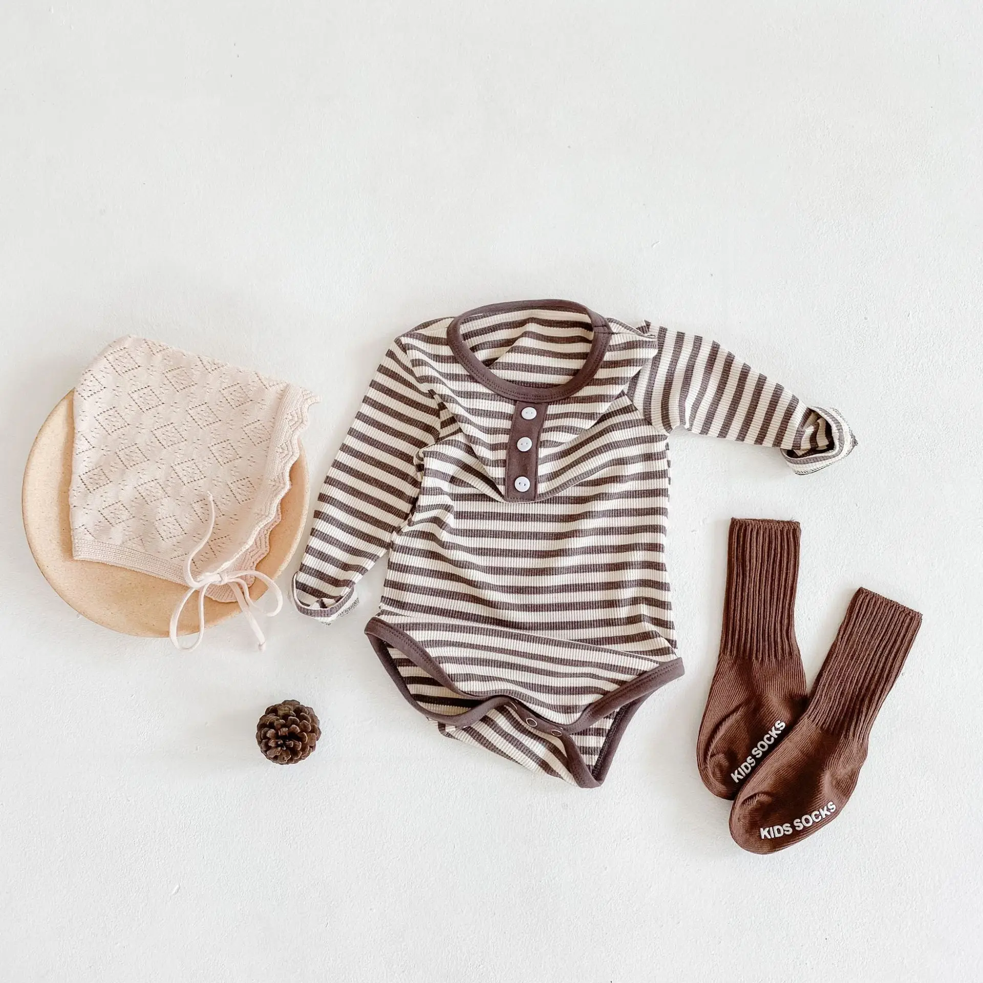 Dollbling ins 2024 autumn clothing new arrival male and female baby stripeslong sleeves khaki baby triangle romper