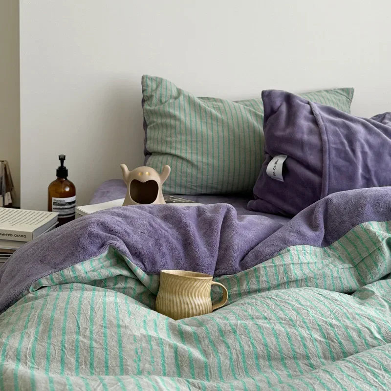 Minimal Striped Winter Warm Bed 4 Piece Set Dual-Sided Cotton Milk Velvet Fabric Skin-friendly Comfortable Bed Sheet Duvet Cover