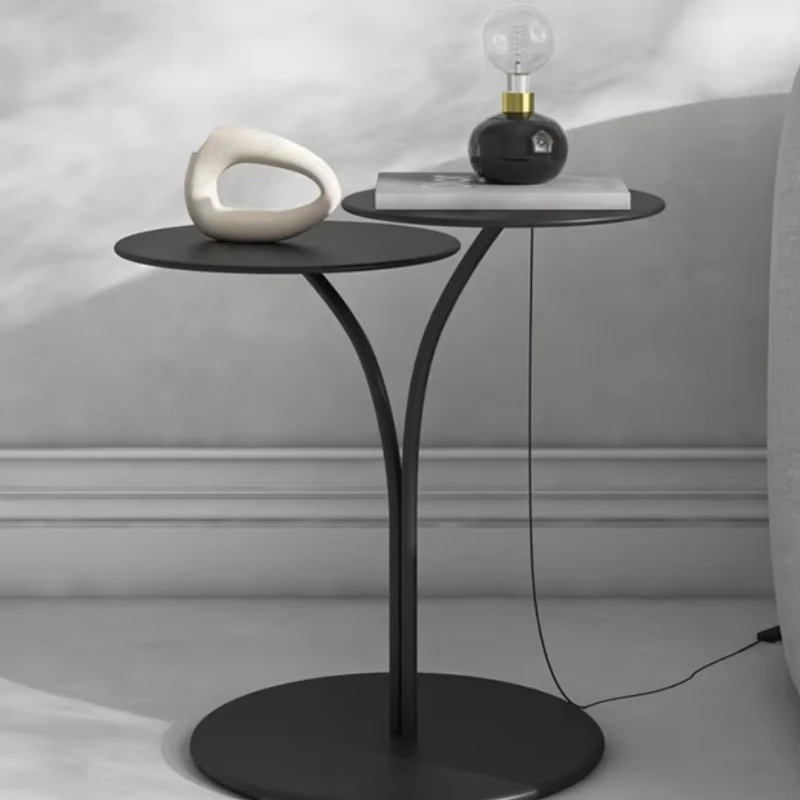 Nordic Black Metal Side Table Round Iron End Table for Living Room Creative Corner Desk Versatile
