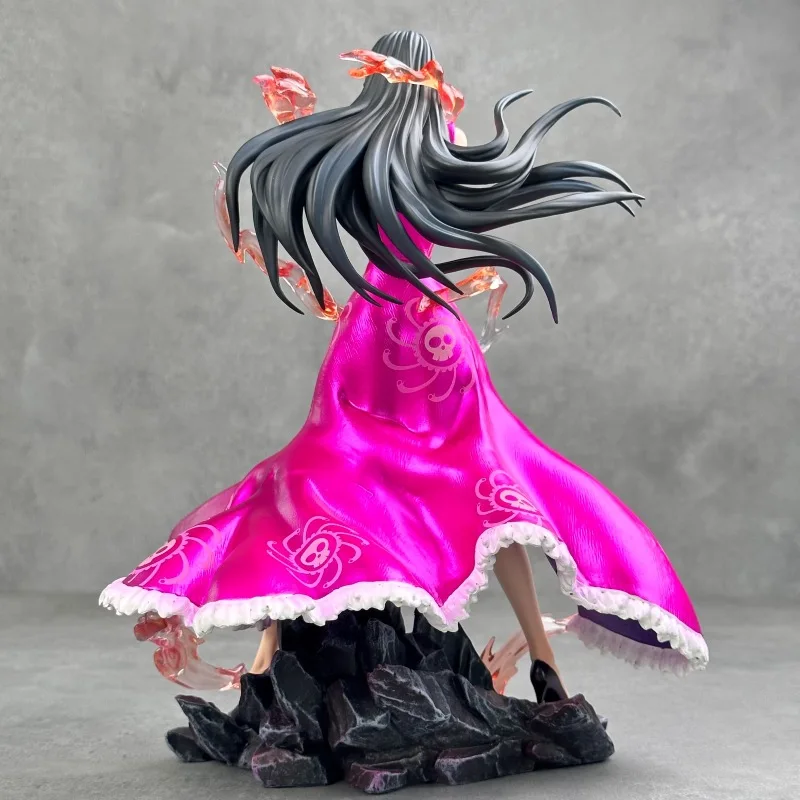 24cm アニメ ワンピース ボア・ハンコック チャイナドレス ハート型 PVC アクションフィギュア ゲーム スタチュー コレクションモデル キッズ おもちゃ 人形 ギフト