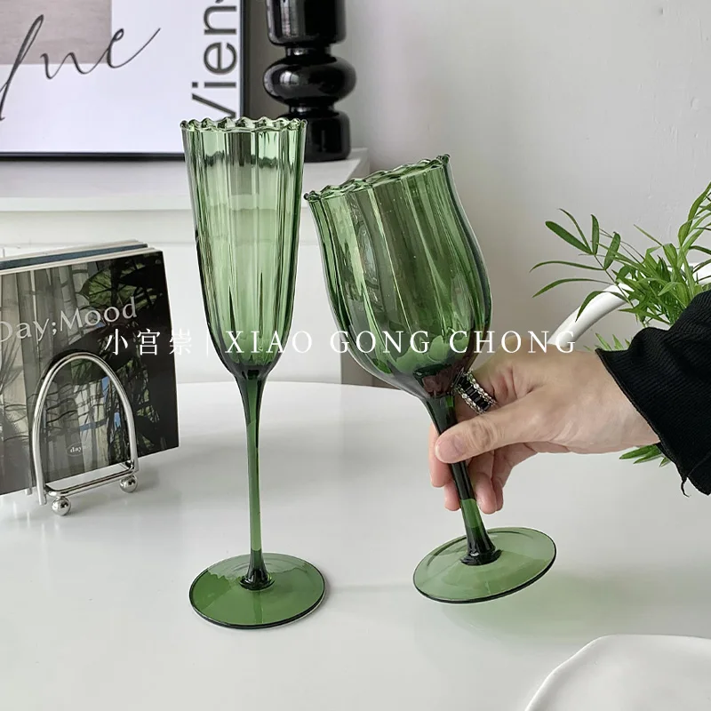 

French Instagram style retro green tall glass niche vintage champagne household glass red wine