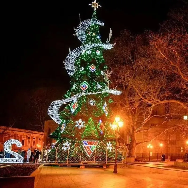 New Design Outdoor Giant Metal Frame Large Unique Artificial Christmas Tree for Shopping Mall Decoration