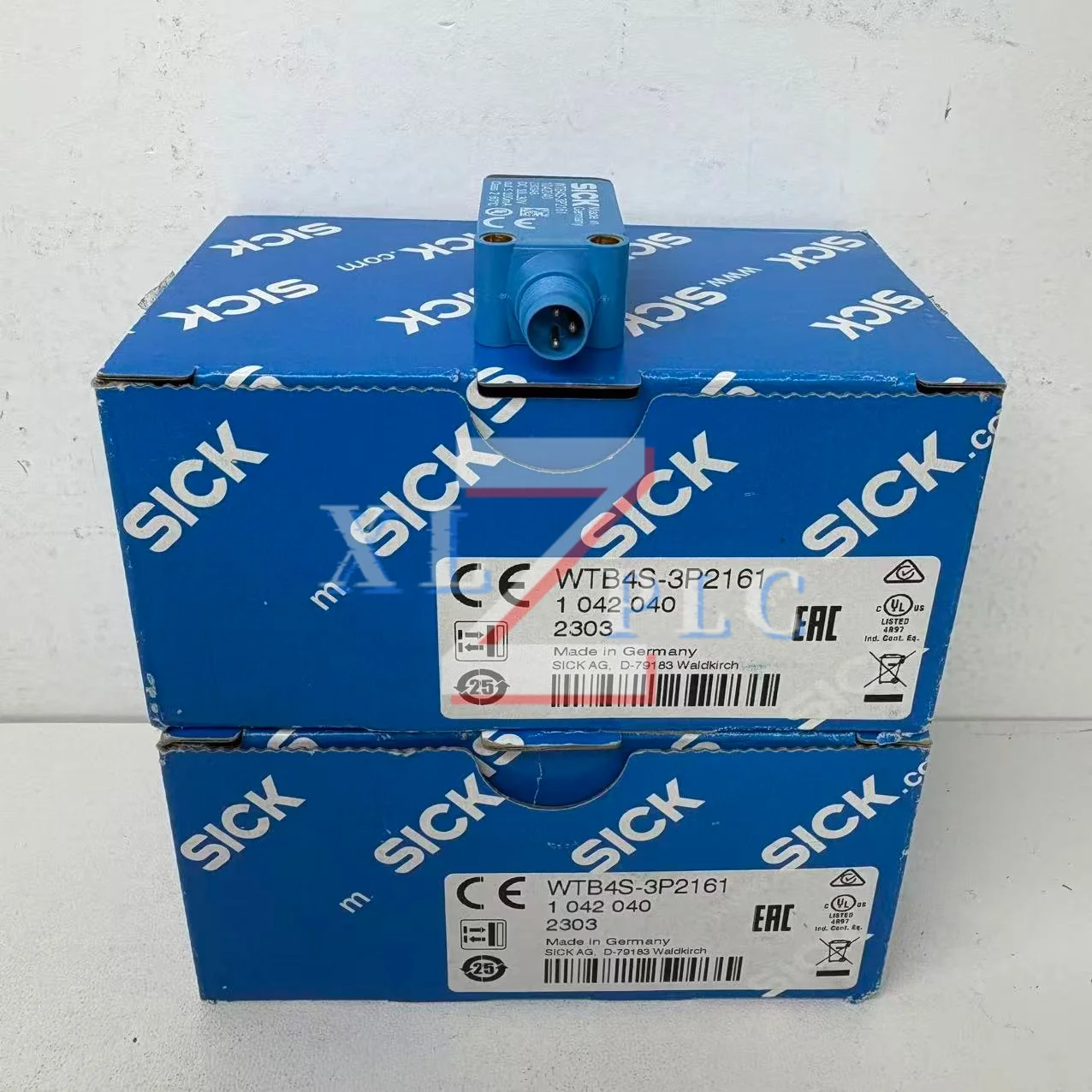 WTB4S-3P2161 1042040 เซ็นเซอร์โฟโตอิเล็กทริค ใหม่ในกล่อง