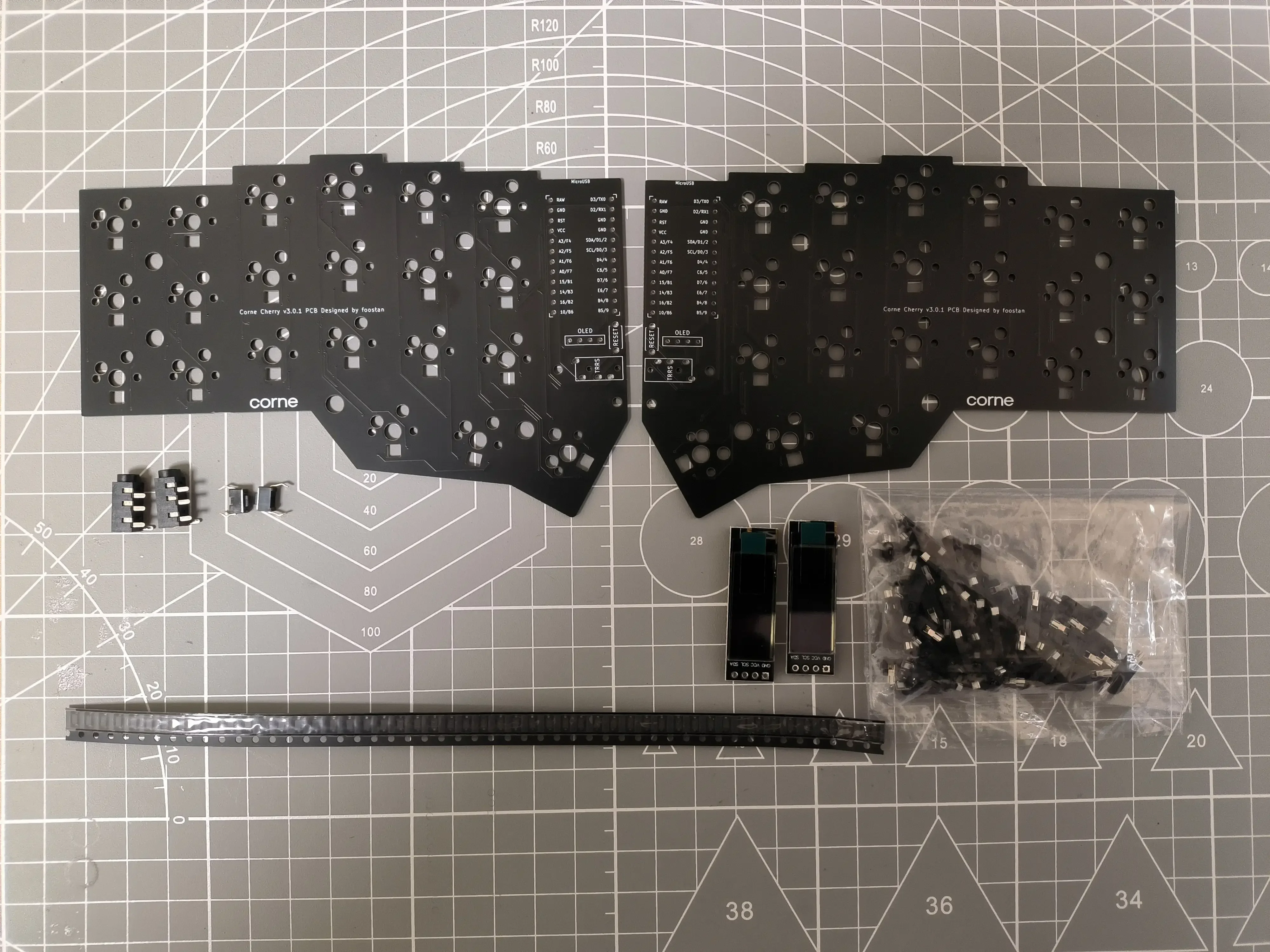 Imagem -03 - Corne Split Teclado Acessórios Placa Pcb Personalizada Faça Você Mesmo Corne Cereja V3.0.1 Pcb Kit de Teclado Dividido Cliente Montar Todas as Peças