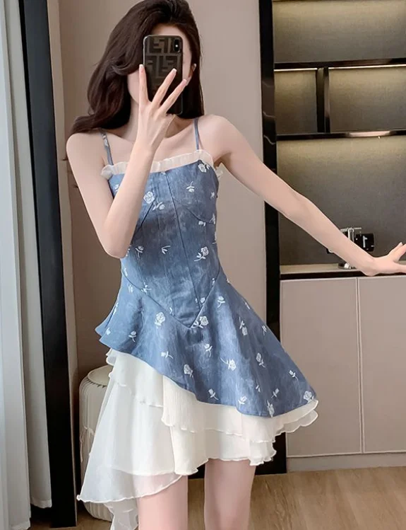 

Vintage Y2K Denim Skirt Denim Suspender Design French Irregular Patchwork Dress Vacation Fairy Skirt Waist Slimming A-Line Dress