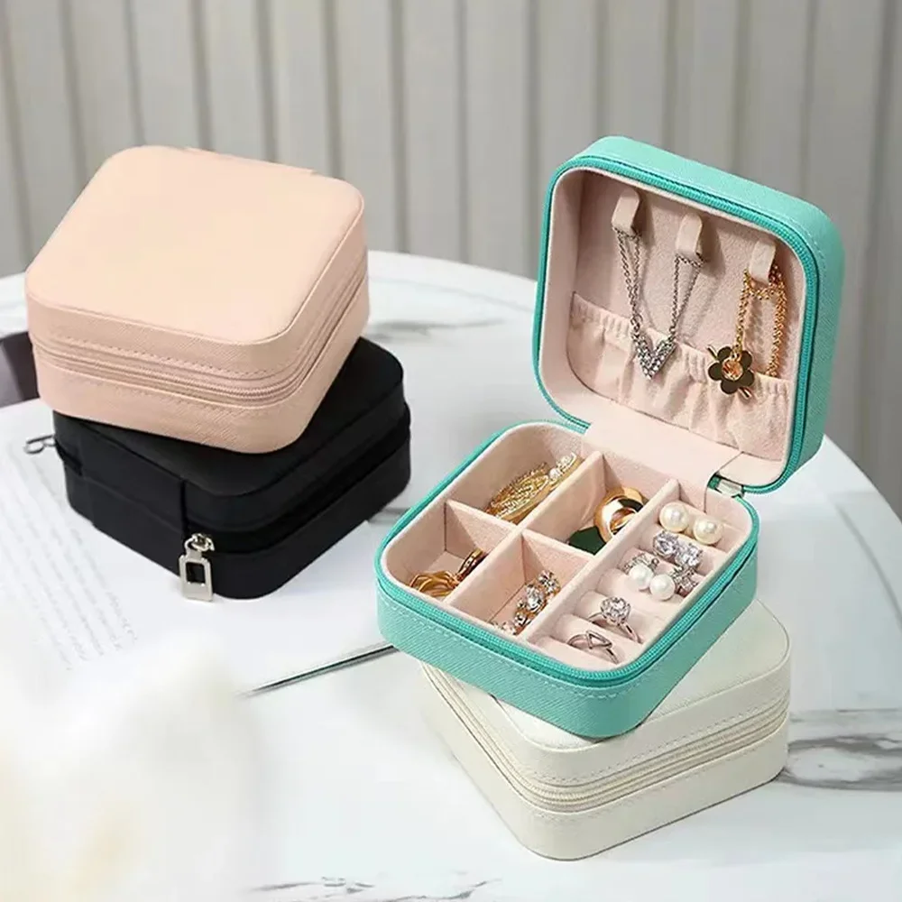 

2023 Portable Jewelry Storage Box Travel Organizer Jewelry Case Leather Storage Earrings Necklace Ring Jewelry Organizer Display