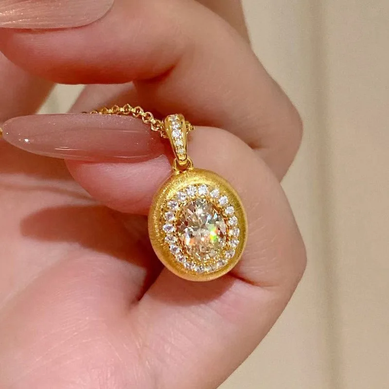 European Style Noble and Elegant Necklace, Female Actress's Elegant Oval O-shaped Chain Jewelry, Exquisite Metal Texture Jewelry