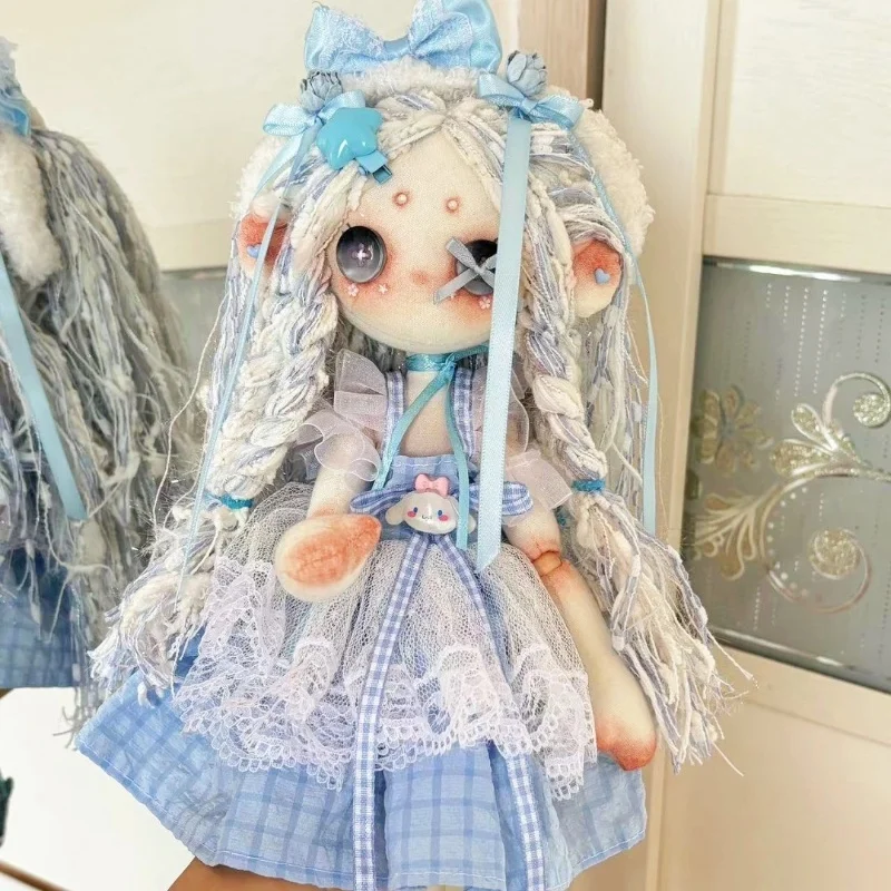 

Кукла-пуговица Cinnamoroll, кукла-призрак для мамы-трицают сантиметры с платьем, головной убор без обуви, коллекционные предметы для девочек в качестве подарков