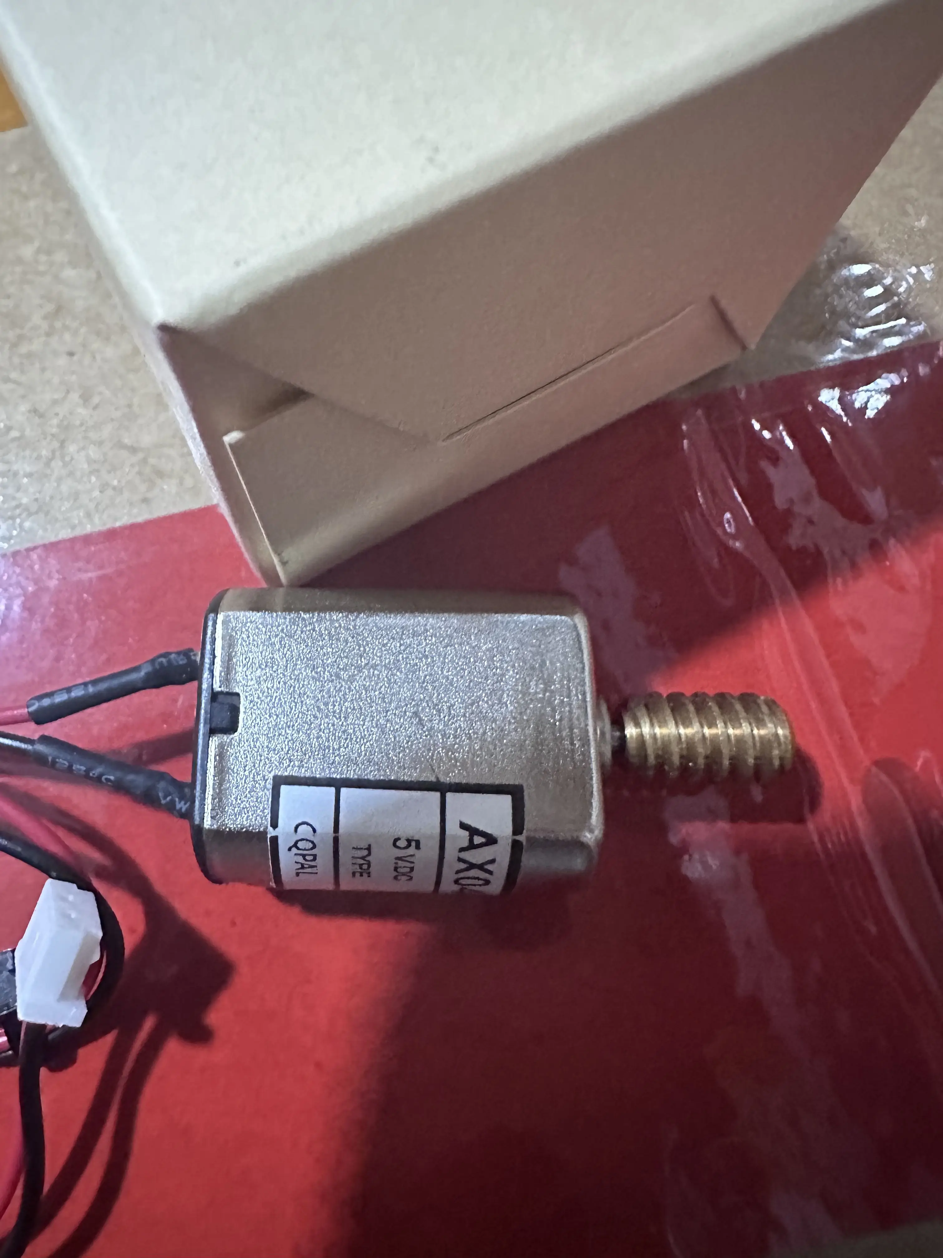 

AX04-0159 AX040159 Веб-мотор для очистки фьюзера для Ricoh Aficio 1060 1075 2075 2060 2051 MP7500 7001 8001 8000 7500 Часть копировального аппарата