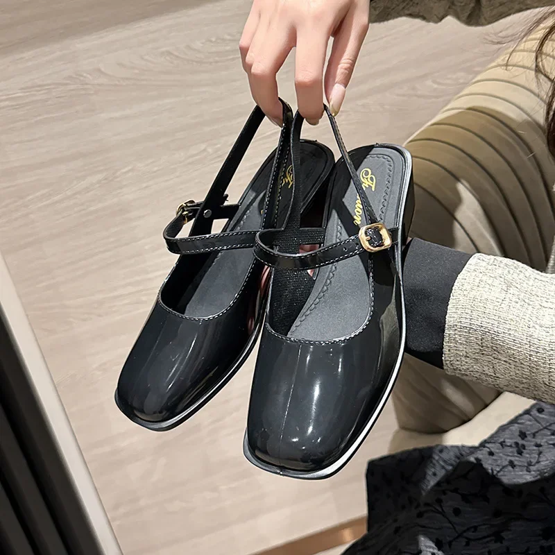 ربيع وصيف جديد المرأة ماري جين عالية الكعب المفتوحة تو تنوعا الصنادل كعب سميك مربع شكل الرأس الأحذية المواد البلاستيكية