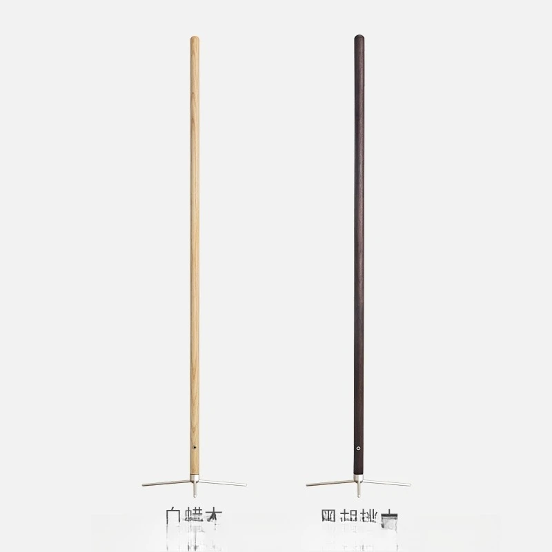 Lampa podłogowa z litego drewna, dekoracyjna, tworząca atmosferę, wysoka jakość, prosty styl ins, do sypialni, salonu, narożna.