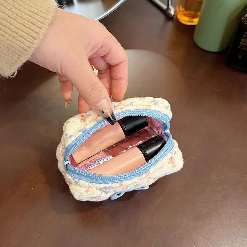 Portable Mini Earphone Bags Multi-Purpose Floral Cotton Handbag Reusable Quilting Padded Coin Pouch for Outdoor Work Travel
