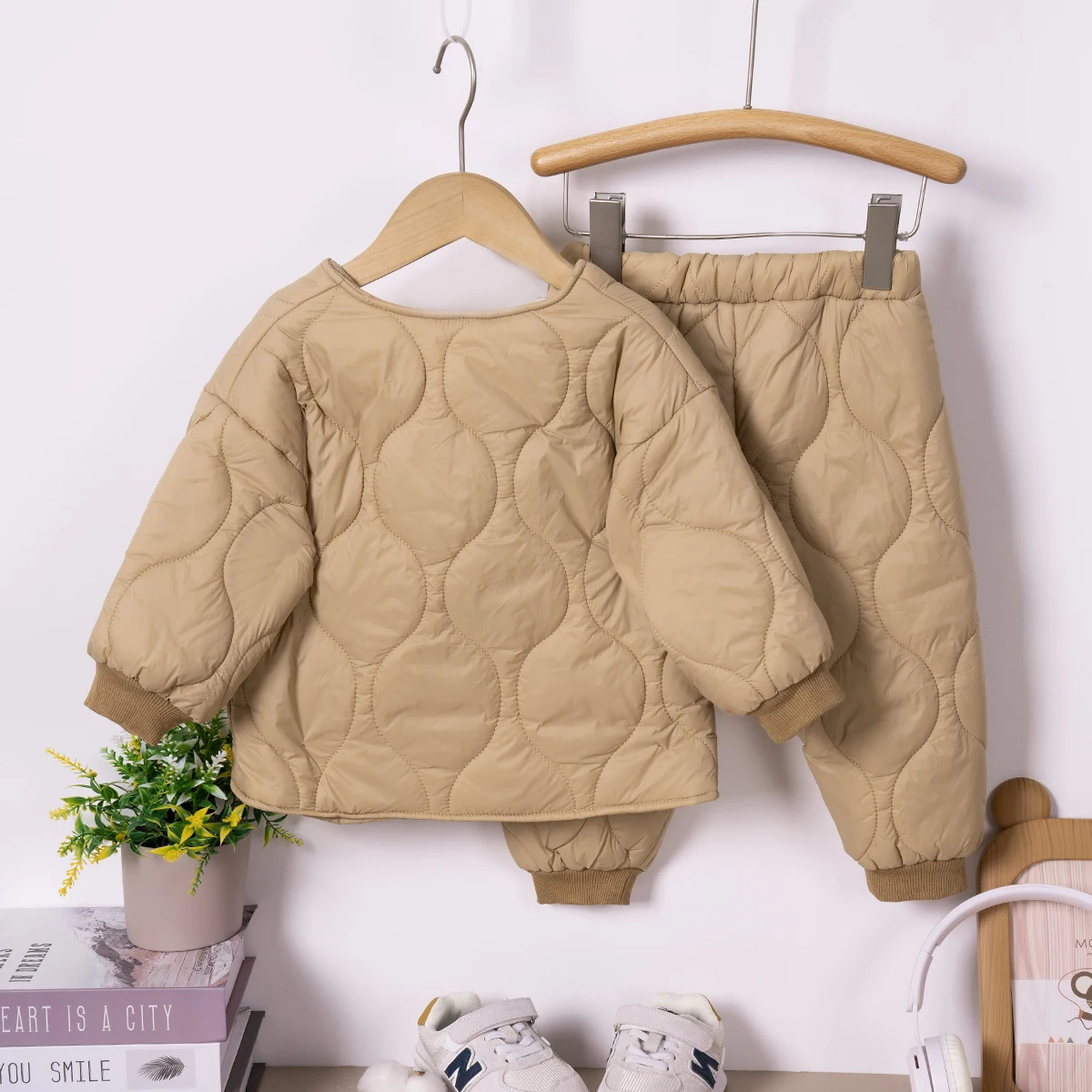 2024 Autumn Winter Toddler Casual Suit Thickened Warm Solid Colour Single-breasted Thickened Cotton Clothes 2pcs Baby Daily Wear