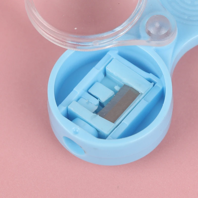 4pcs Color random Mini 2mm Leads Sharpener Portable Sharpener With Magnifying Glass Sharpening Tool Pointer Pencil Sharpener
