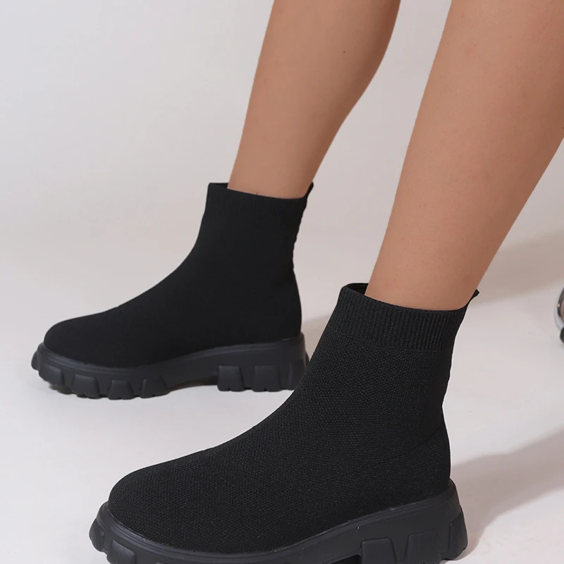 2024 New Autumn winter Fashion Casual Sports Thick Soled Mesh Socks and Shoes for Women Plus Size Couple High Top Casual Boots