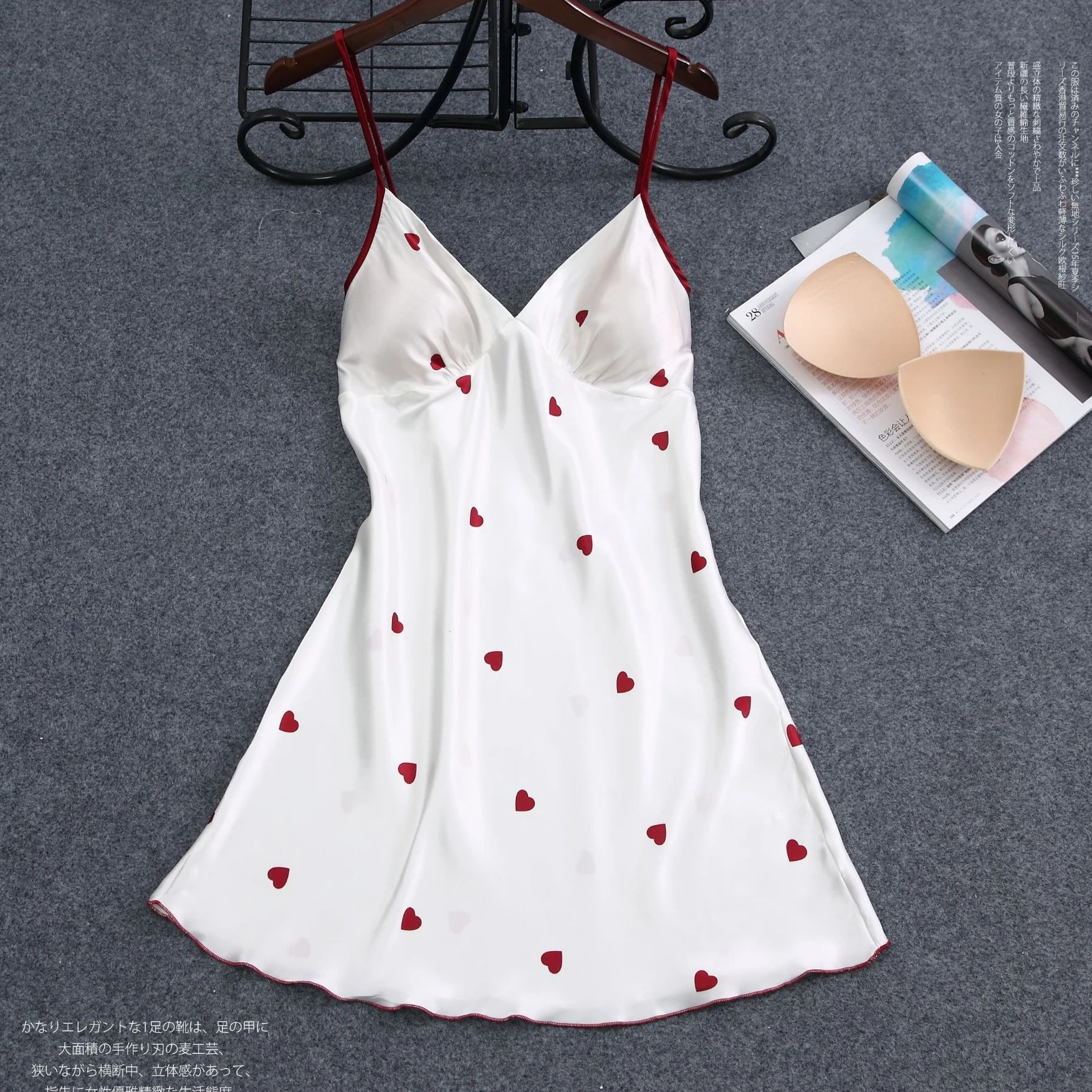 

Print LOVE Nightgown Dress Sexy Women Suspender Nightdress Bathrobe Sleepwear Summer Silky Satin Dressing Gwon Loungewear
